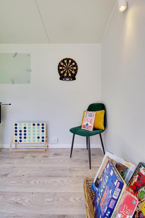 Seaesta Stays -Game Room&Vr &Ev Point ボーンマス エクステリア 写真